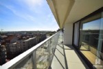 Volledig vernieuwd en smaakvol ingericht hoekappartement, topligging aan de achterzijde zeedijk vlakbij de winkelstraat. Dit RUIM appartement met sublieme zuidelijke oriëntatie, op de 7de verd. van een gerenoveerde residentie biedt u: een mooie leefruimte grenzend aan een extra-large zonneterras met panoramisch uitzicht over Wenduine, volledig ingerichte keukenhoek met o.a. werkblad in composiet, inkomhall met vestiaire, afzonderlijk toilet, berging, badkamer met ruime inloopdouche en toilet, 2 ruime slaapkamers met lateraal zeezicht, nieuwe pvc-ramen met dubbele beglazing, ... De res. Carlton kreeg in de afgelopen jaren een geslaagde "facelift"; o.a. gevel, terrassen, balustrades maar ook liften, hall en verwarmingsinstallatie werden vernieuwd. Bent u op zoek naar een royaal 2de verblijf of een ruime woonst op een centrale ligging, dan is dit appartement uw bezoek meer dan waard! (18/052)